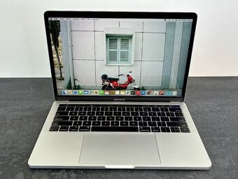 MacBook Pro 13'' 2018 / i5 / 16GB / 256GB SSD - DPH
