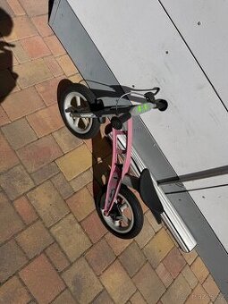 Odrážedlo Firstbike s brzdou