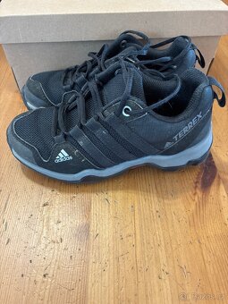 Detske boty Adidas - vel. 30