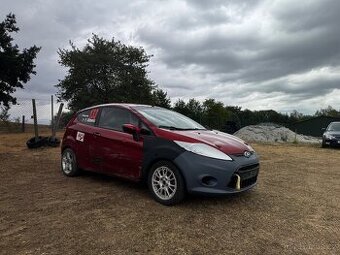 Závodní Ford Fiesta 1.4 Rallycross