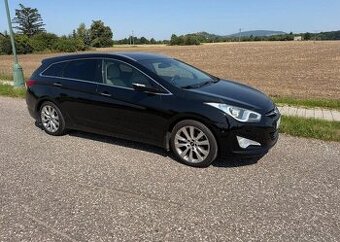Hyundai i40 WG 1,6 CRDi automat Tažné nafta