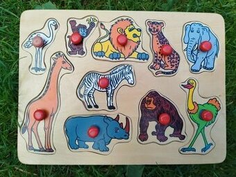 Dřevěné puzzle