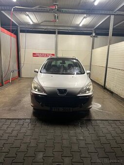PEUGEOT 307 V DOBRÉ VÝBAVĚ,NOVÝ ALTERNÁTOR, NOVÉ ZIMNÍ KOLA