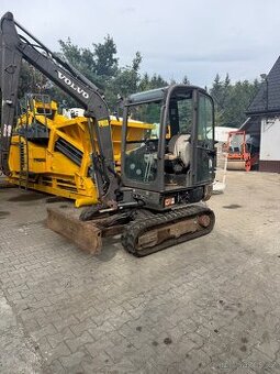 Minibagr Volvo ec27c