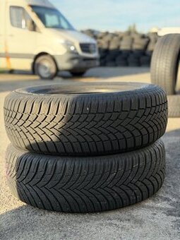 Prodám zimní pneu Bridgestone 215/65R16 98H