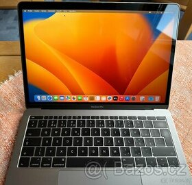 MacBook Pro 13" 2017. i5 2,3GHz, 8GB/256GB Dokonalý stav 
