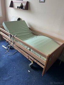 Zdravotní elektrická postel