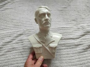 porcelánová busta Adolf Hitler