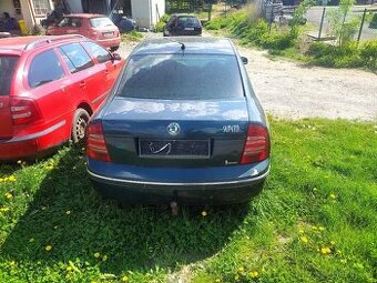 škoda superb 2.5td
