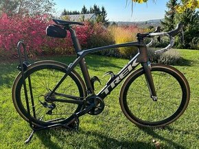 TREK Madone 9
