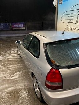 Honda civic 1.6 vti