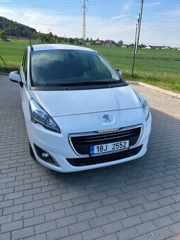 Peugeot 5008 1,6 eHDi, r.v. 2014,7 míst, AUTOMAT, tažné zař.