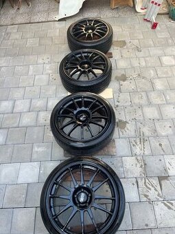 OZ Racing Superleggera r19 5x112 et35