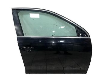Pravé přední dveře černá LC9X VW Golf 6 kombi r.v. 2010