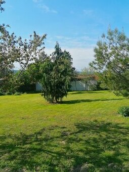Stavební pozemek 800m2, Netolice okr. Beroun