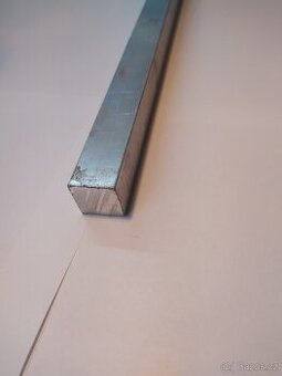 hliník tyč 4hran 20x195mm