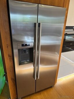 Americka lednice SIEMENS KA90DVI30