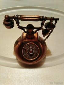 Telefon