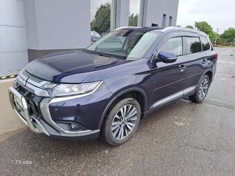OUTLANDER 2,0i 4WD LPG 7MÍST,INTENSE+, TOPSTAV