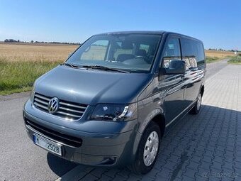 VW T5 Caravelle 1,9 TDI 75kw 8.míst rok 2008