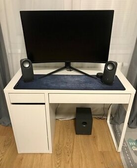 Psací stůl Ikea Micke - 1
