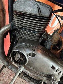 Motor Cz 175/477 oilmaster