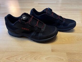 Cyklo tretry Giro 42 BOA SPD