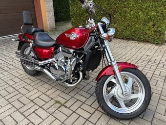 Honda VF 750 v magna