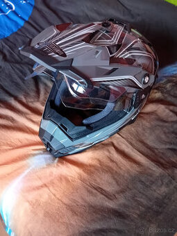 Helma Cyber UX-33, vel. M