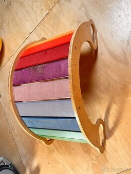 Houpačka Montessori