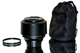 Nikon AF-S Nikkor 85mm 1:1,8 G + UV filtr TOP STAV