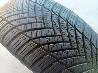 215/50 R19 IMPERIAL (3822)