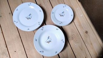 Sada talířů s husami