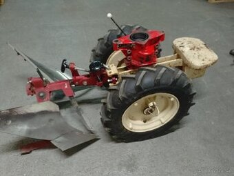 Vari převodovka T-20,oboustranný pluh+ nastavovací těleso