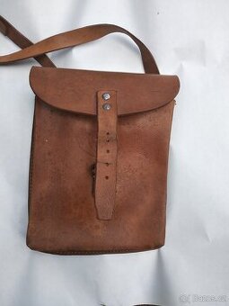 Brasna-pro prislusniky CSR-SNB-60-ta leta.