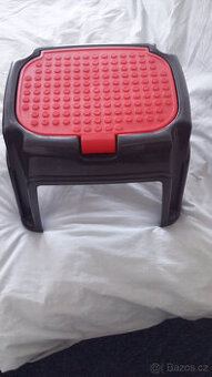 prodám nové dětské plastové stoličky