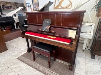 Petrof 135 v záruce, doprava zdarma, včetně židle