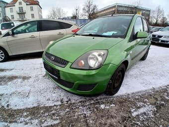 FORD FIESTA 1.4    výborný celkový stav  rok 2007