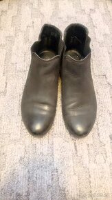 Kotníčkové dámské boty