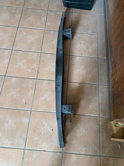 Výztuha zadního nárazníku T6