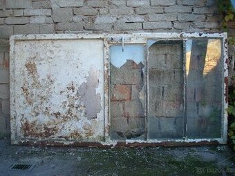 ŽELEZNÉ/KOVOVÉ DVEŘE