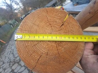 Kulatina 3 m dlouhá 2 kusy