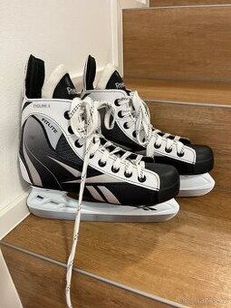 Ledni Brusle na led Reebok, velikost 38