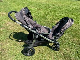 Kočárek pro dvojčata nebo sourozence - Baby Jogger