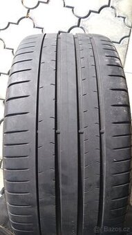 Prodám 4 letní pneu 255 35 19 PIRELLI