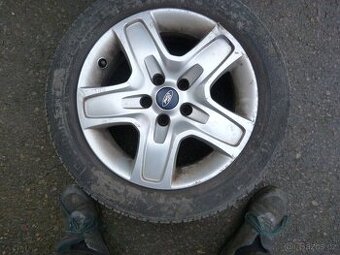 Ford Focus MK II facelift kola 16 s orig poklicemi 205/55/16