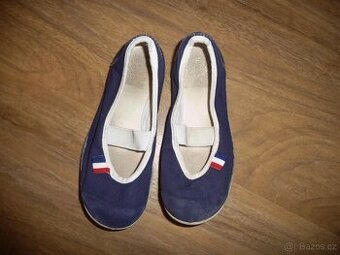Modré cvičky Baťa vel.30