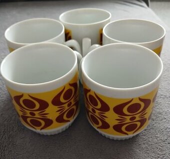 Retro hrnky. Sberatelsky. ČSSR. Tvar. G .9.