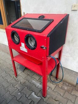 Pískovací box