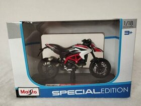 Maisto 1:18 Ducati Hypermotard SP 2013 (white/red)